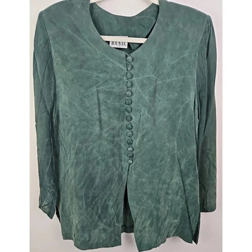 Basic USA Brand Green Long Sleeve Round Neck‎ Blouse Button Down Top